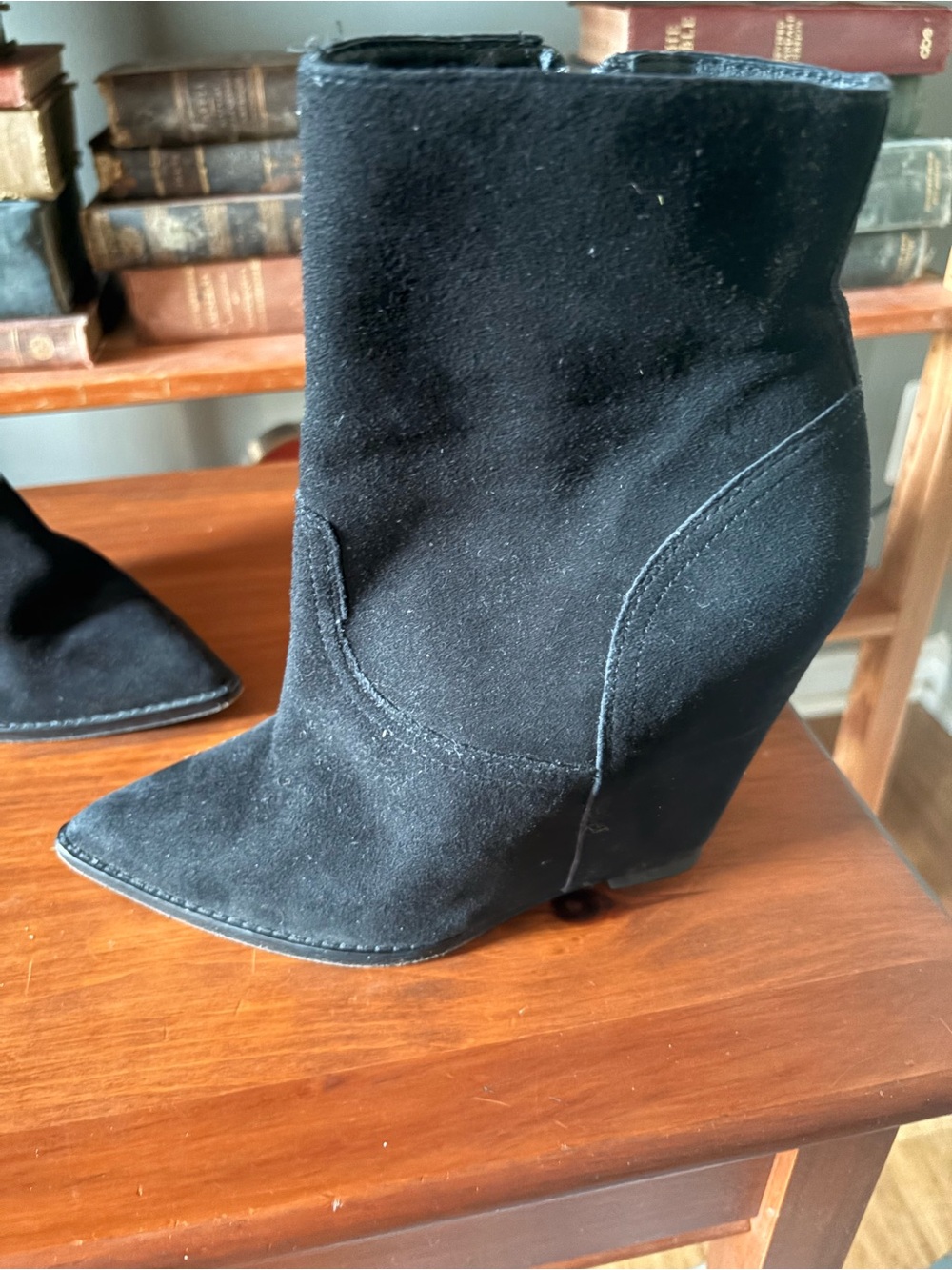 Ash Jasmin Black Suede Pointed-Toe Ankle Boots - Picture 4 of 8